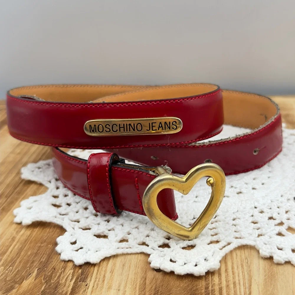 Moschino Jeans Belt Red Heart Buckle Vintage Italy Size I Patent Leather Logo